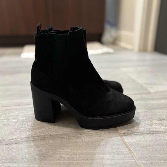 ASOS Black Chunky Heeled Boots - Picture 7 of 7